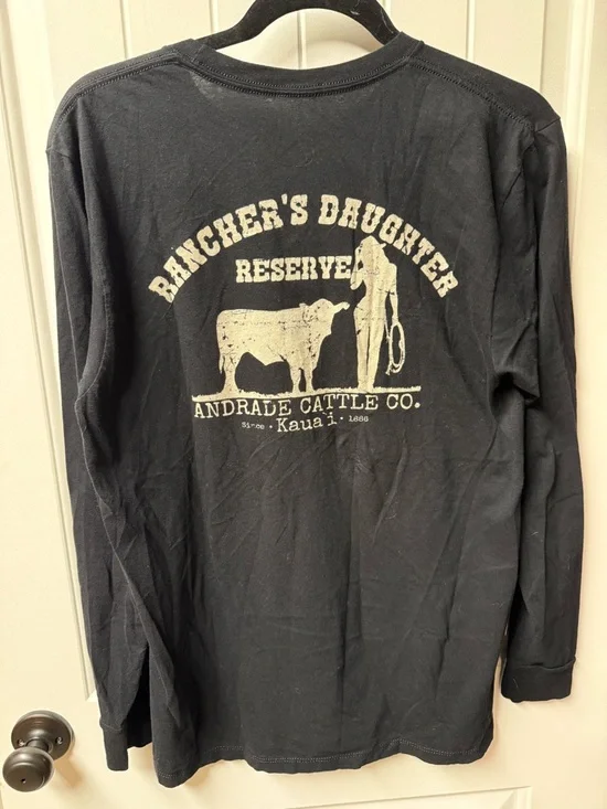 Black Long-Sleeve Crew Tee - Picture 2 of 3